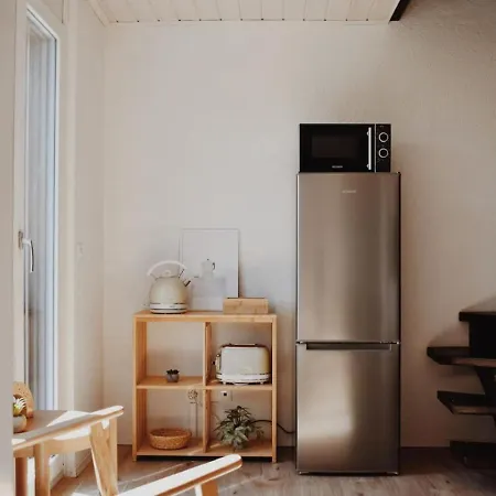 Havenwood Loft - 2 Minutes To - Free Parking Appartamento *